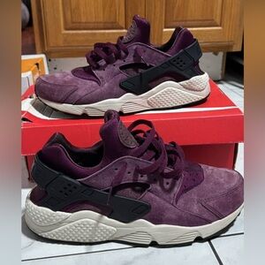 Nike Air Huarache Run Premium Bordeaux .